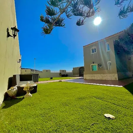 Amazing View In With Jacuzzi Villa *