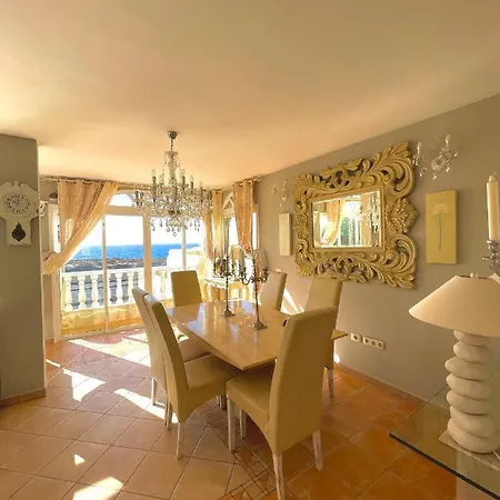 Amazing View In With Jacuzzi Villa *